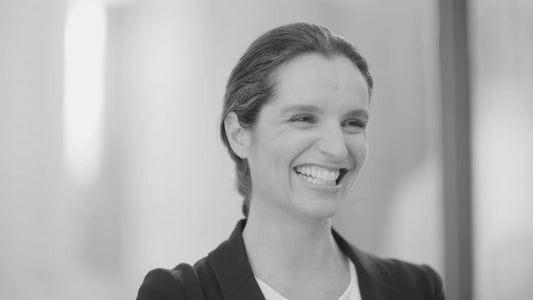 Commodity Vetiver autorstwa Caroline Sabas